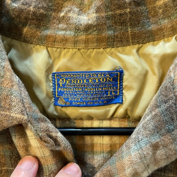 Pendleton Wool Button Up Shirt USA Virgin Wool Large L - Picture 3 of 3